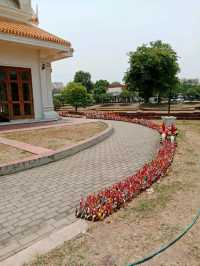 สักการะ ศาลสมเด็จพระนเรศวรมหาราช พิษณุโลก