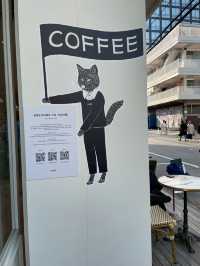 韓国🇰🇷聖水の広々カフェ☕️TENNÉ(テニ)🦊テラス席もあり🍕