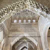 Granada ศิลปะแห่งอันดาลูเซีย สเปนตอนใต้