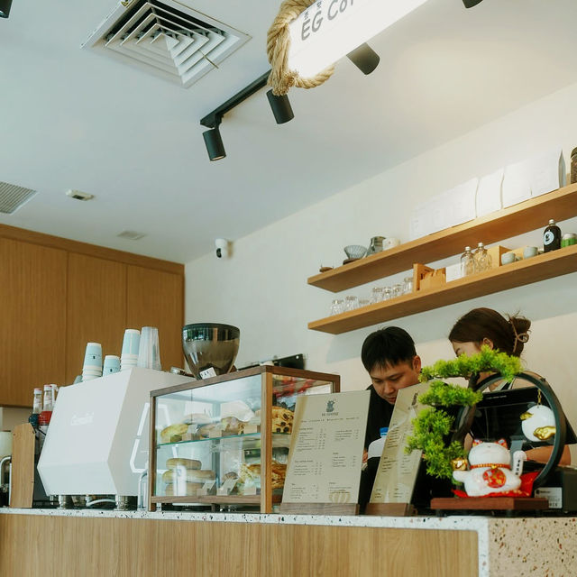 Refined Simplicity at EG Coffee