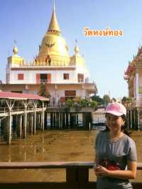วัดริมทะเล สวยงาม