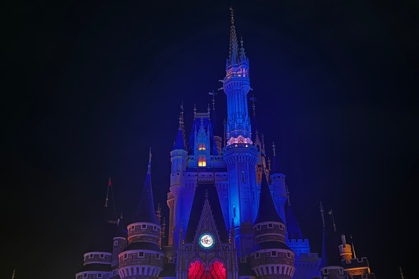 東京🇯🇵】ディズニーランドの夜🤍 | Trip.com 浦安