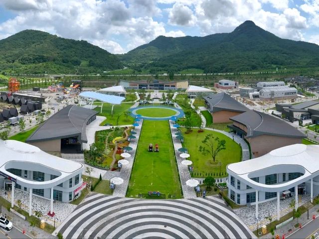 Jeju City – The Paradise of Nature, Culture, and Flavor