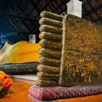  วัดสามวิหาร พระนอนองค์ใหญ่ อายุ 600 ปี
