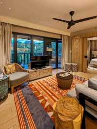 “Serenity by the Pool: Courtyard Nusa Dua’s Bali Terrace Escape”