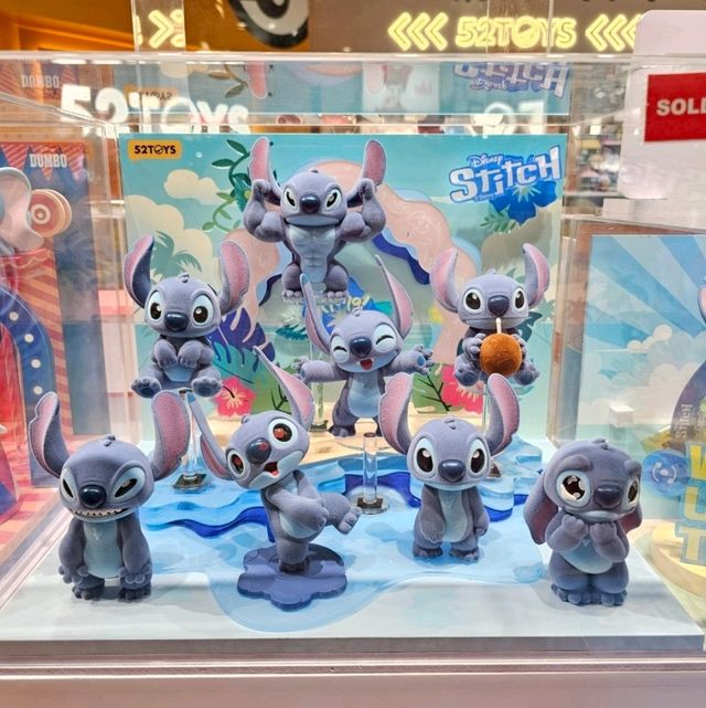 ร้าน 52TOYS