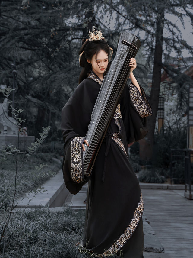 🇨🇳 Xi’an Hanfu Experience Guide: Qingliu Garden 🪭