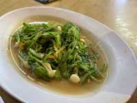 Local Vibes and Salty Bites at Zhong Tai Seafood Restaurant, Melaka