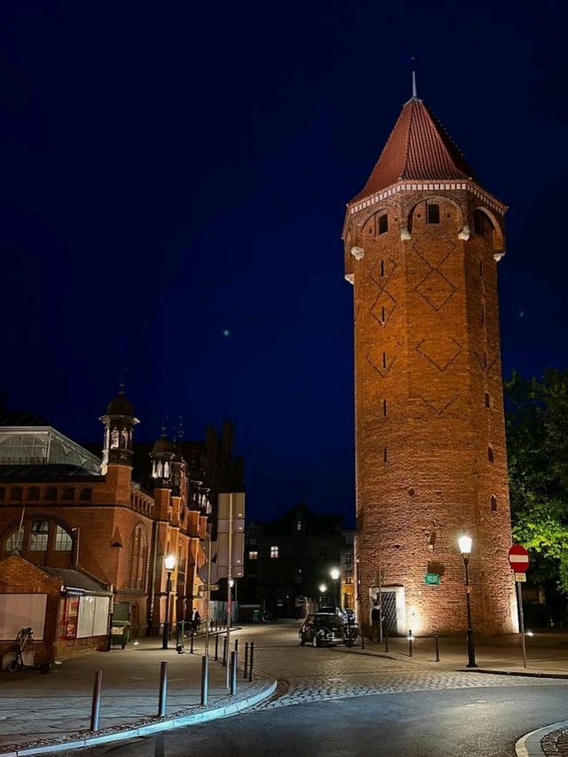 🇵🇱✨ Europe 🌍 Gdańsk – Poland’s Colorful Treasure Without Breaking the Bank! ✨🇵🇱