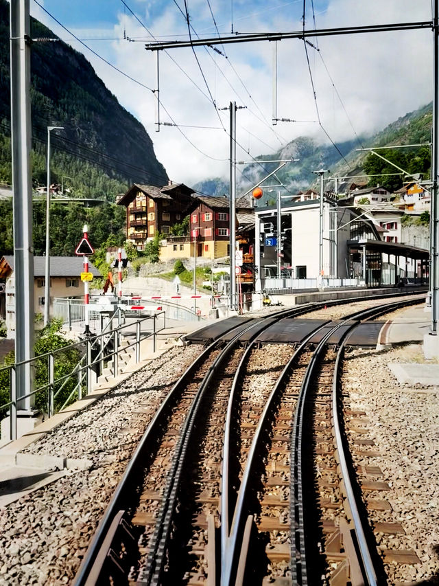 Summer Journeys in Switzerland: Riding with SBB
