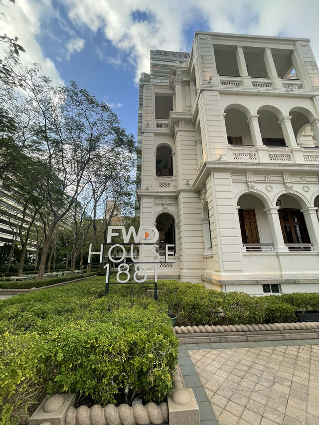 Hidden gem in famous neighborhood Tsim Sha Tsui 🇭🇰 