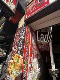 Lad’s Dining 新宿店, All-You-Can-Eat Pizza with a Side of Lively Vibes