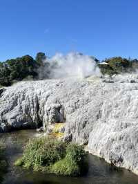 🌋「Pōhutu 間歇泉」必拍｜紐西蘭南半球最大水柱 • 火山地心呼喚！