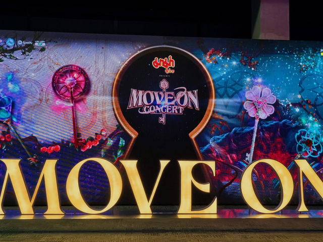 Move On Concert 2025 : UOB Live VIP3 
