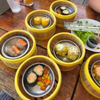 นมฤๅดี-Nomruedee ร้านริมน้ำปัตตานี