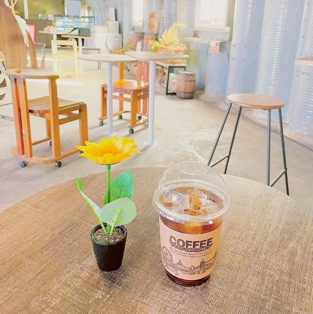 Aram 512 Cafe