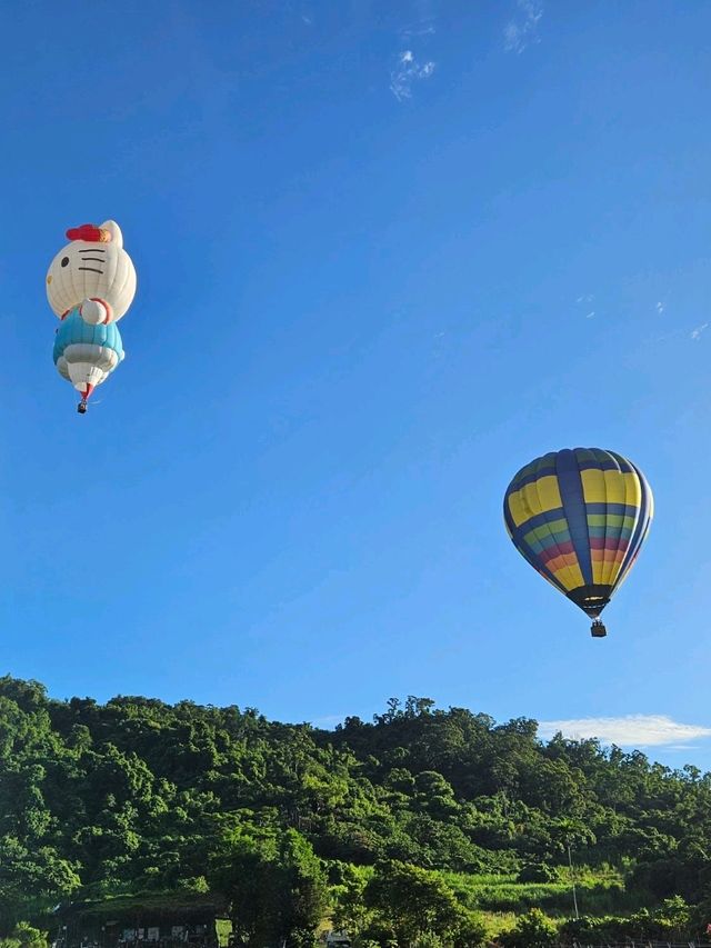 跟著熱氣球跑