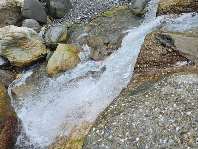「花蓮夏日海山探險路線」一日行程
