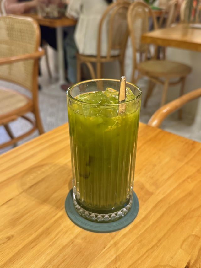 Boho Vibes & Big Menus — Ruang by Cookiez Bar