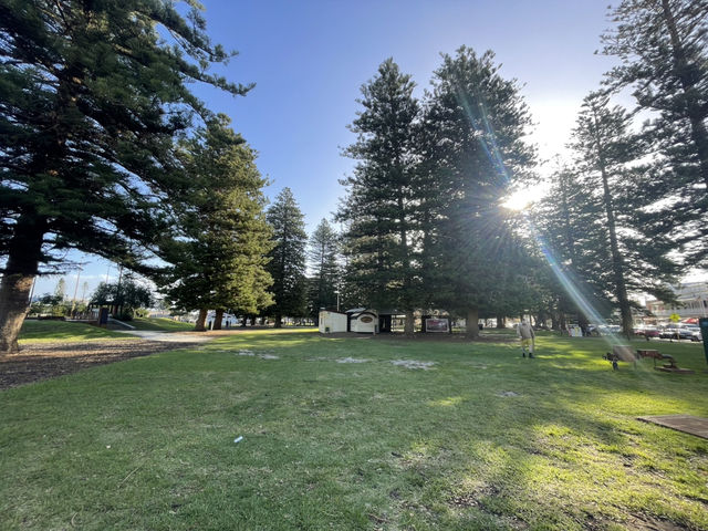 Esplanade Park – Green Heart of Fremantle 🌿🌊