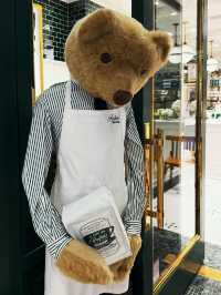 🧸 Bear cafe in Shopping Mall