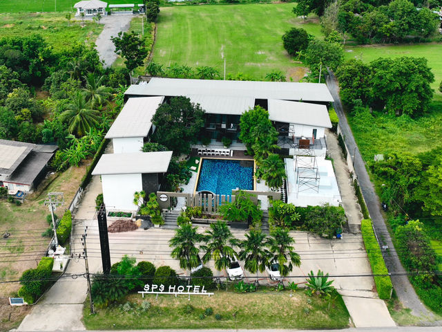 SP3 Resort Hotel 