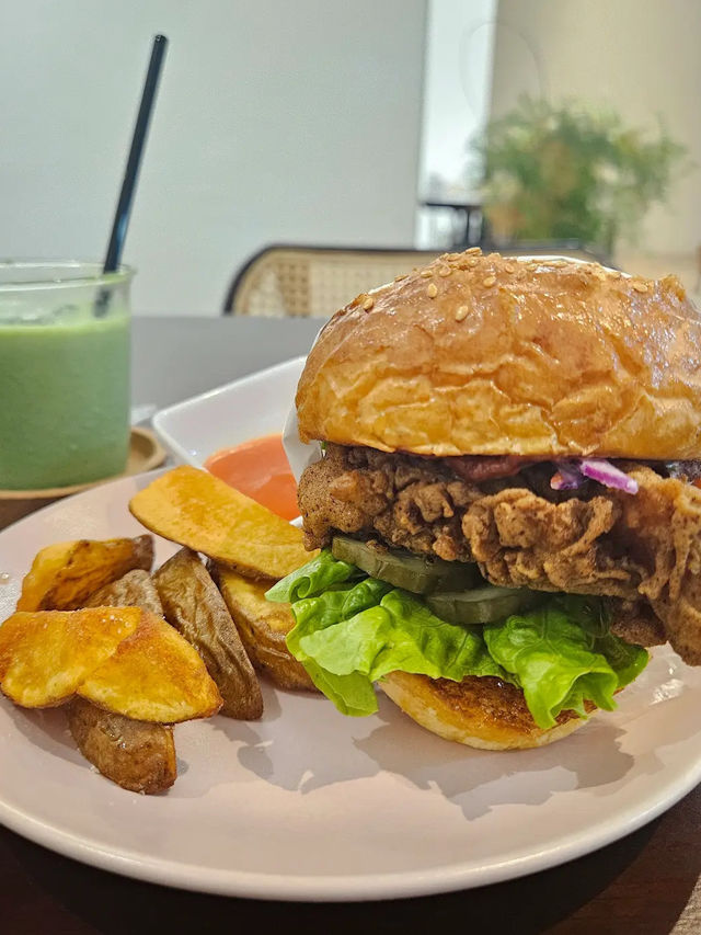 From TikTok to Table, Juju’s Viral Café Experience