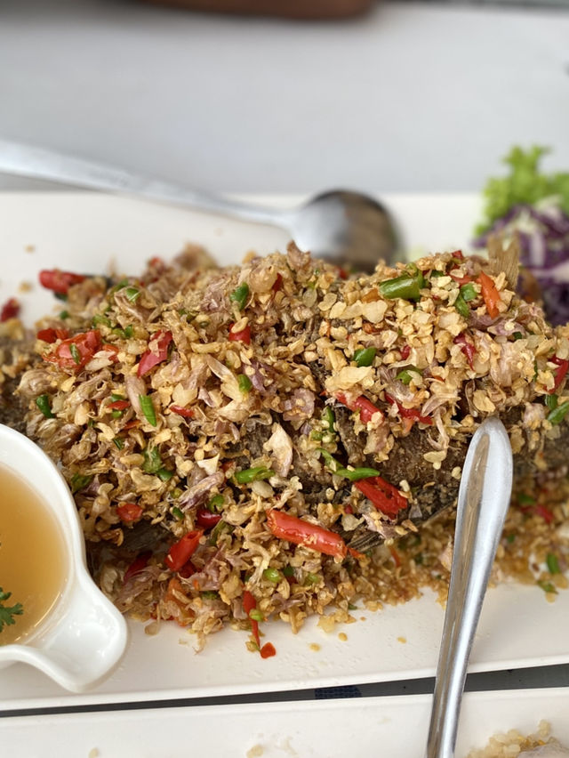 บ้านเล Seafood & Café