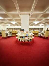 本の海に浸る午後──Austin Chase Coffee × BookXcessで見つけた秘密の読書カフェ