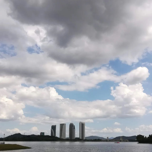 Putrajaya Lake