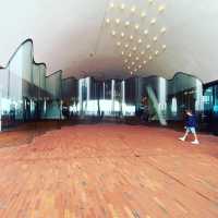 Experiencing the Iconic Elbphilharmonie Hamburg