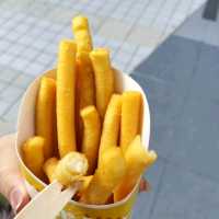 【渋谷】まるでテーマパークな異空間！？味もビジュも良いポテト専門店