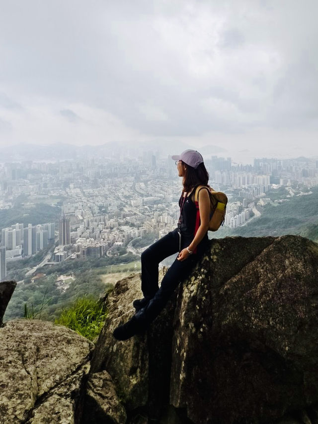 到香港玩點不一樣的～ 來去爬「獅子山」