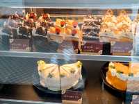 ☕ เง็กกี จอมทอง – คาเฟ่สไตล์จีนร่วมสมัยกับขนมโฮมเม
