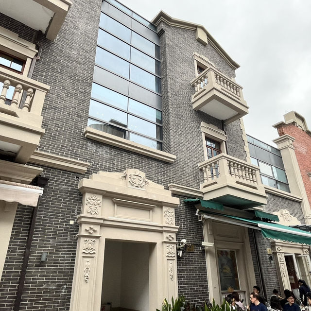 🌆 Nanjing Road West – Shanghai’s Next Big Thing 🌆 Nanjing Road West – Shanghai’s Next Big Thing