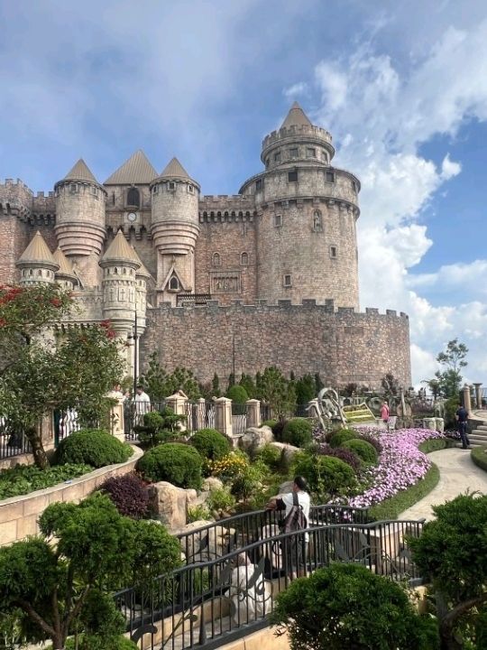 🌿 รีวิวโซนเปิดใหม่บาน่าฮิลล์ที่คุณอาจยังไม่รู้ 🏰