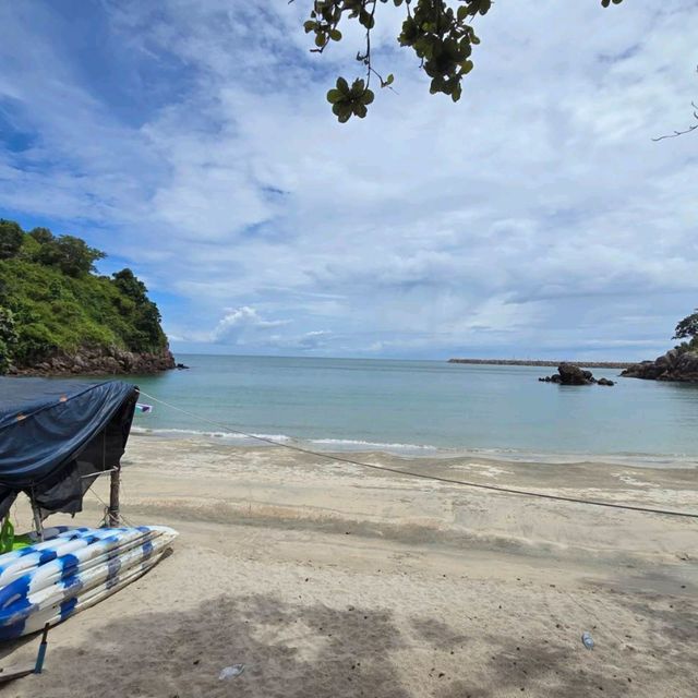 อ่าวบ่อทองหลาง 🏝