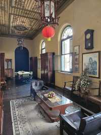 A Glimpse into the Gilded Past: Tjong A Fie Mansion 🏯✨