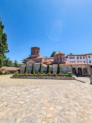 Окунитесь в историю в монастыре Святого Наума 🇲🇰✨