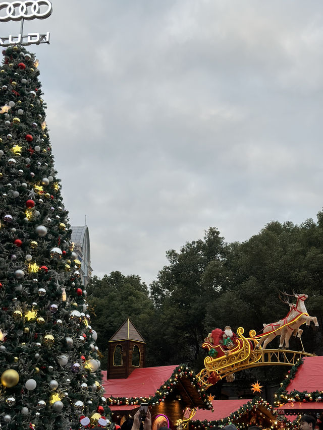 Рождественские ярмарки в Шанхае 🇨🇳 Рождественские ярмарки в Шанхае 🇨🇳