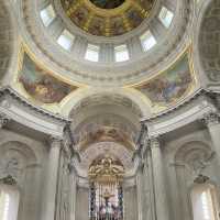 The most famous tomb in France 🇫🇷
