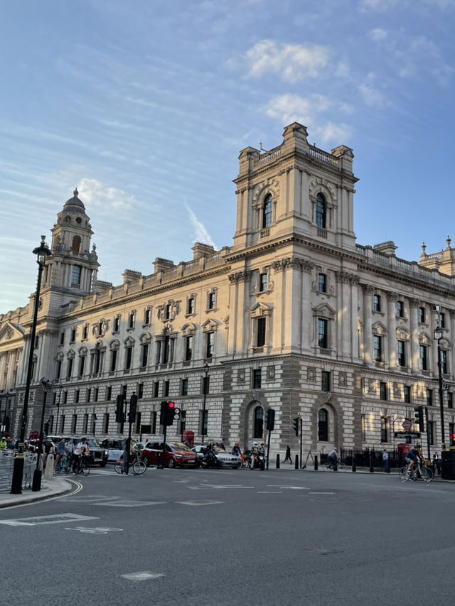 One Day in Westminster: London’s Iconic Landmarks & Hidden Gems