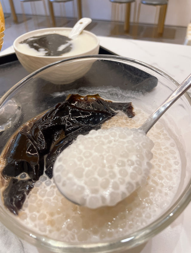 新開坑口糖水舖🍨大份價超貼地～
