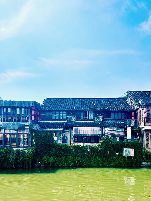 Discover the Venice of Shanghai: Zhujiajiao day trip guide!