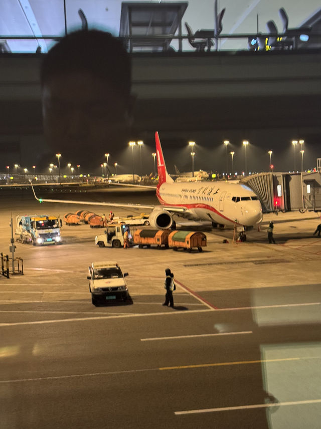 ✈️【搭乗記】上海航空ビジネスクラス FM890便 - 名古屋 → 上海 B737 搭乗レポート
