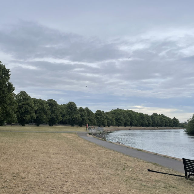 Nottingham🇬🇧Castle, City, Windmill & Riverside Explored 🏰🚶‍♀️🌬️🚴