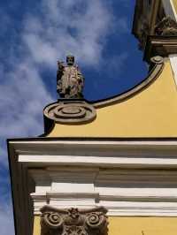 St. Roch Catholic Chapel: A Baroque Sanctuary of Healing in Budapest