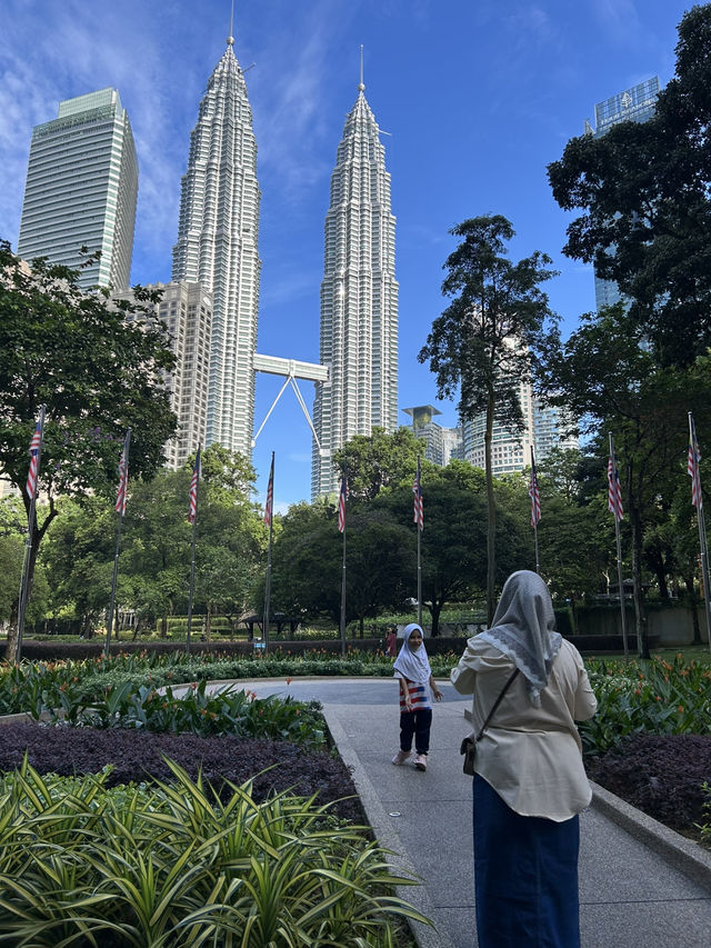 Kuala Lumpur for $100: 2 Days Among Towers, Flavors & Contrasts