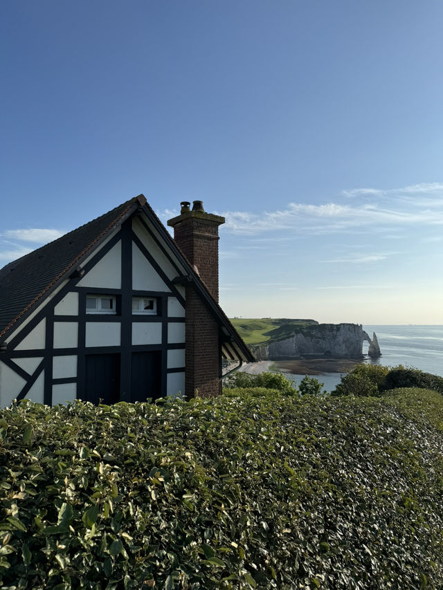 Etretat, France, is the perfect getaway! 🌊☀️