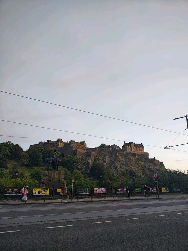 🏰 Edinburgh, Scotland – A City of Stories